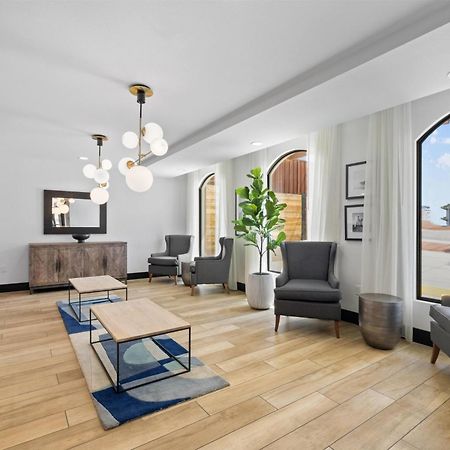 La Quinta Inn & Suites By Wyndham سانتا كروز، كاليفورنيا المظهر الخارجي الصورة