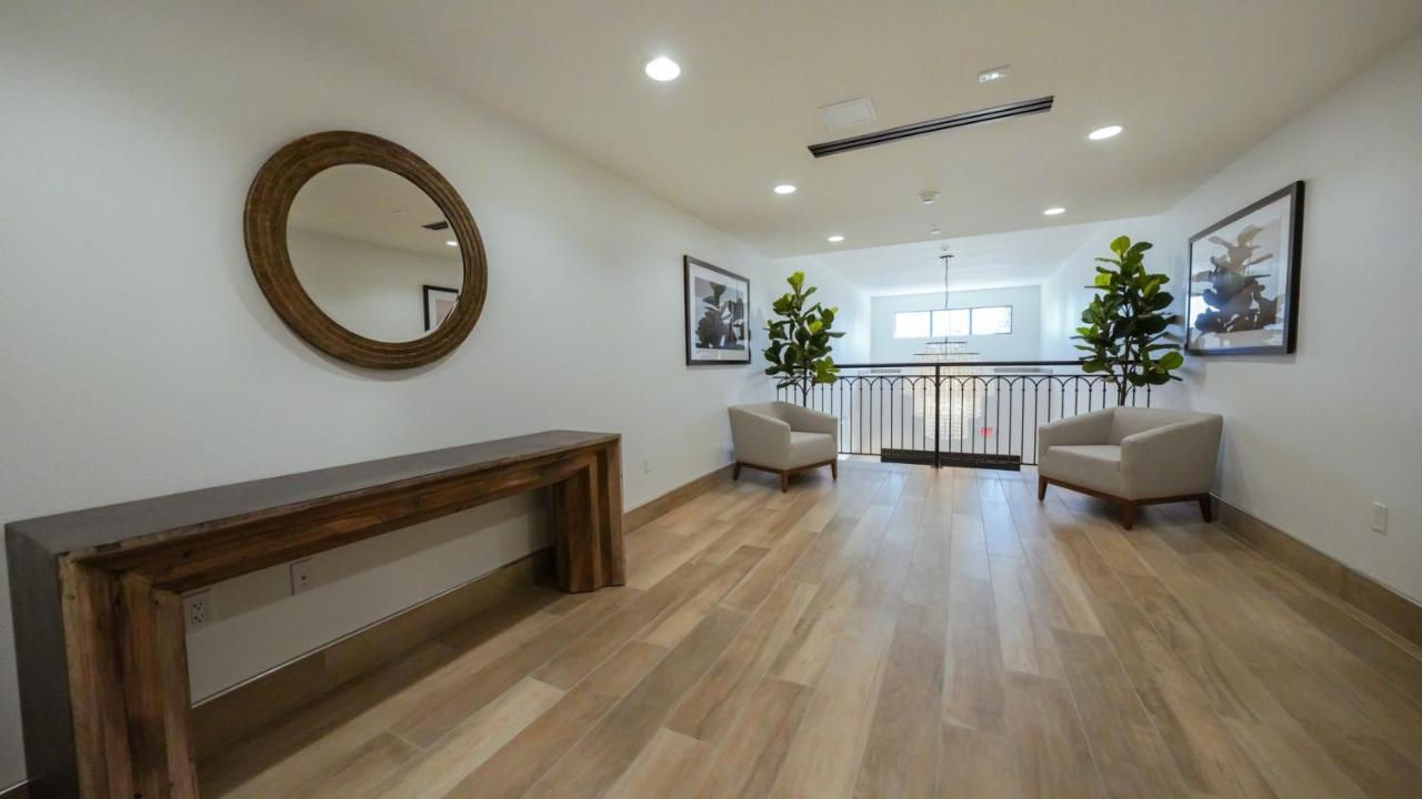 La Quinta Inn & Suites By Wyndham سانتا كروز، كاليفورنيا المظهر الخارجي الصورة