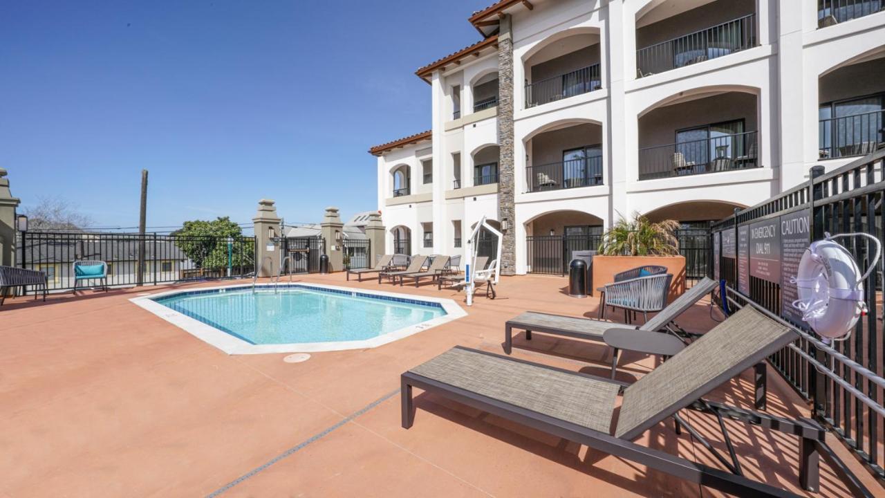 La Quinta Inn & Suites By Wyndham سانتا كروز، كاليفورنيا المظهر الخارجي الصورة