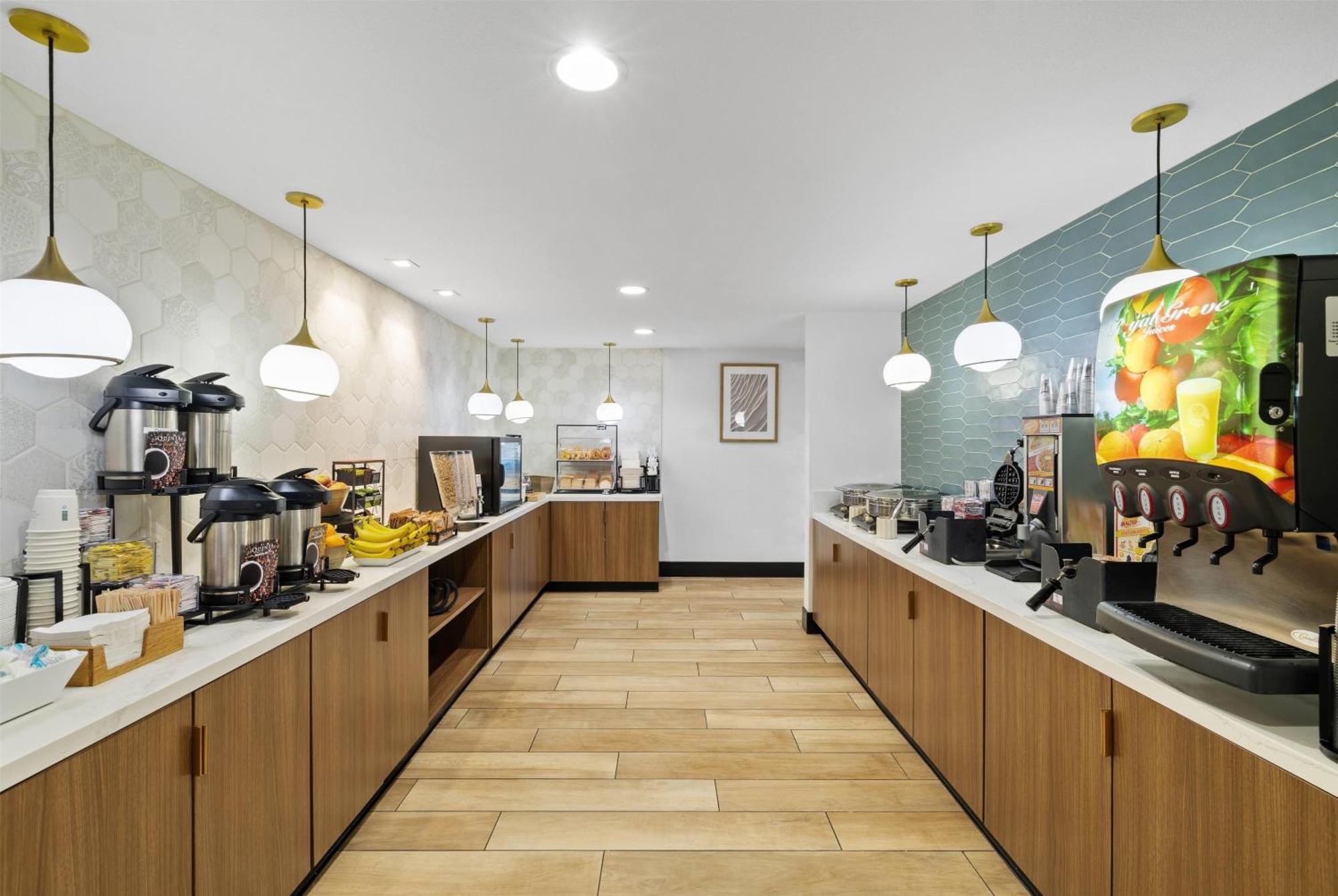 La Quinta Inn & Suites By Wyndham سانتا كروز، كاليفورنيا المظهر الخارجي الصورة