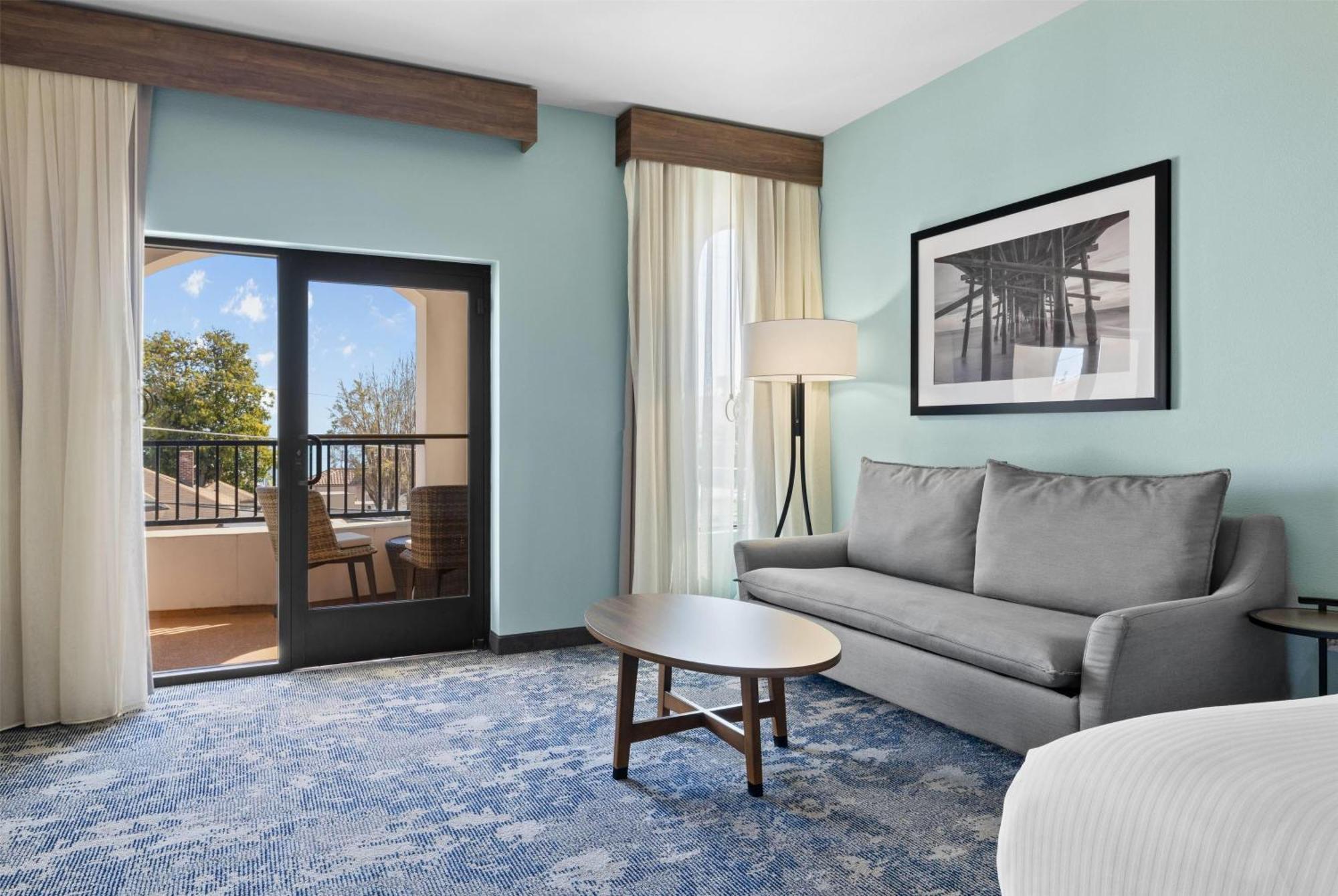 La Quinta Inn & Suites By Wyndham سانتا كروز، كاليفورنيا المظهر الخارجي الصورة