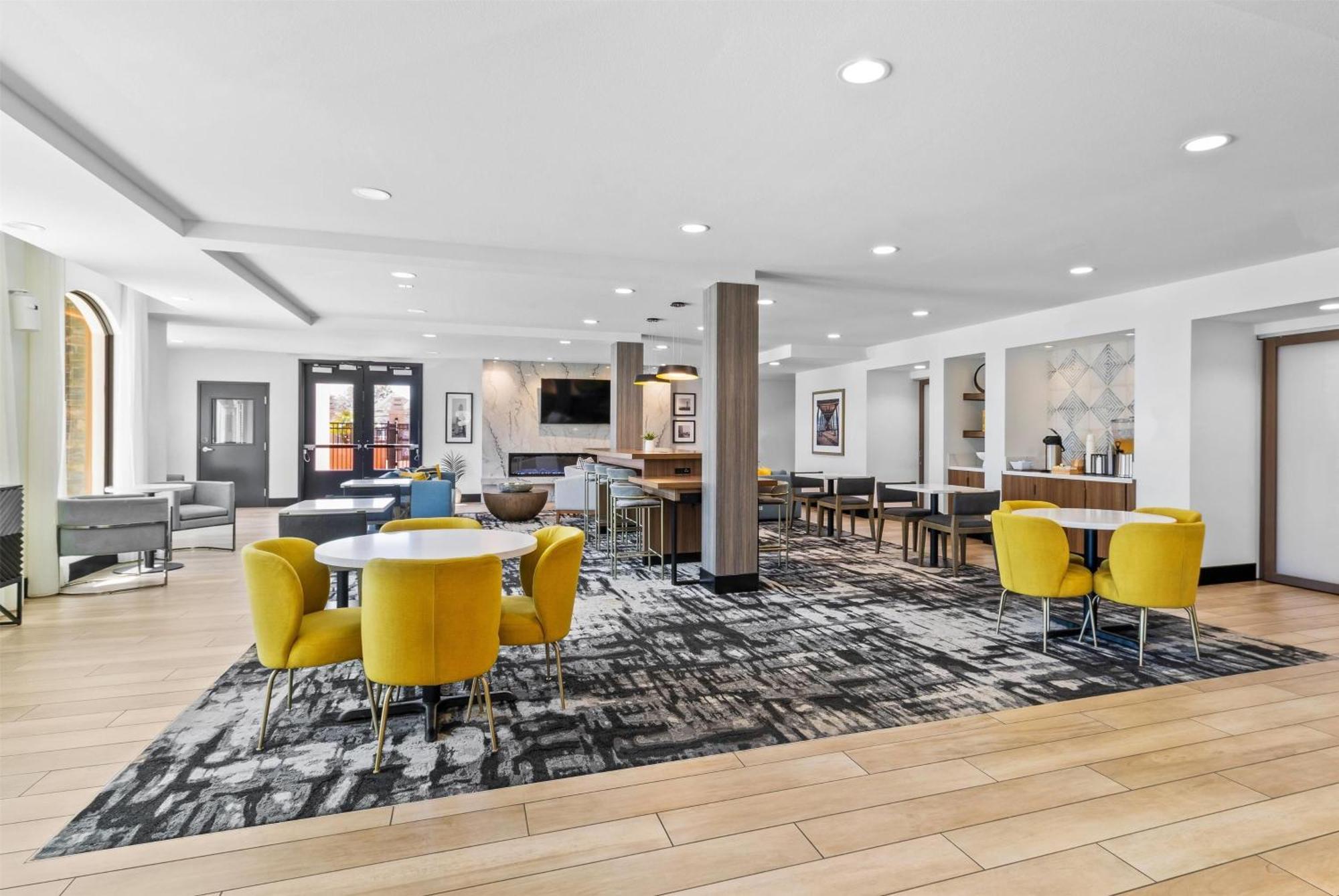 La Quinta Inn & Suites By Wyndham سانتا كروز، كاليفورنيا المظهر الخارجي الصورة